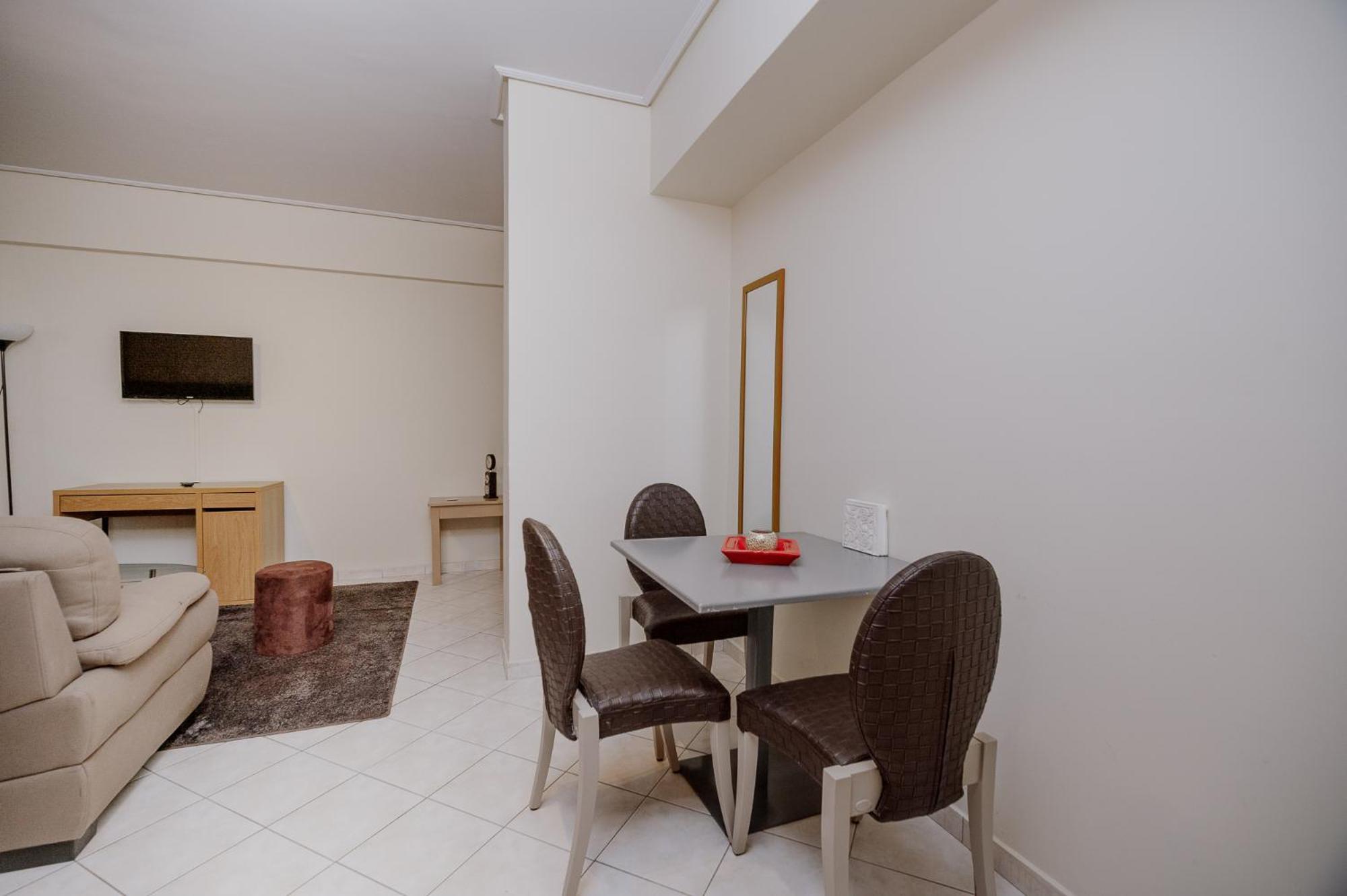 Cozy & Relaxing Apartments-Agia Paraskevi Athènes Extérieur photo