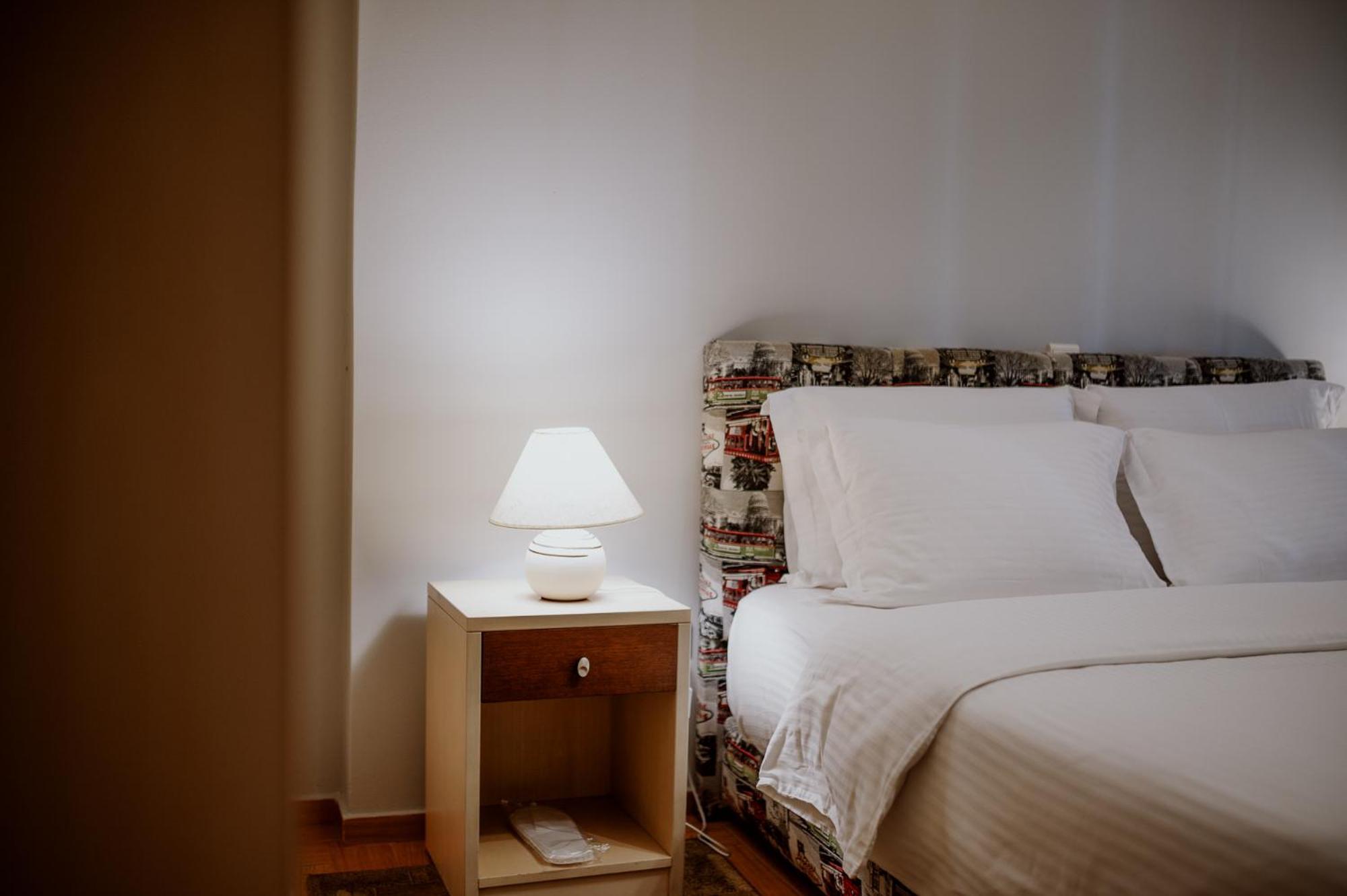 Cozy & Relaxing Apartments-Agia Paraskevi Athènes Extérieur photo
